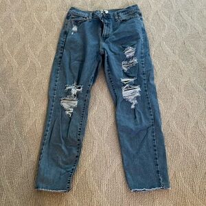 Distressed Denizen Levi mom jeans